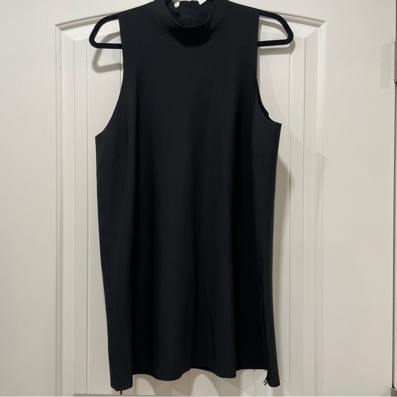 Athleta Interstellar Bike Tunic Women's Size Large. Black. Sleeveless. Mock Neck - Picture 4 of 16